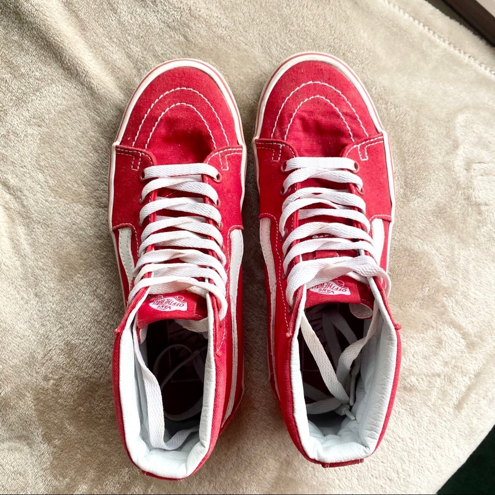 SK8-HI Red Vans